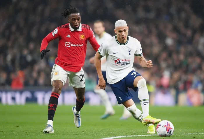 Soi kèo MU vs Tottenham vòng 6 Ngoại Hạng Anh: Quỷ đỏ liệu có phục thù?